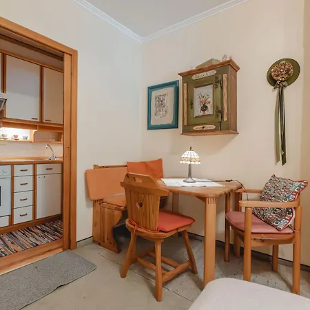 Suzie By Interhome Бад Хофгаштайн