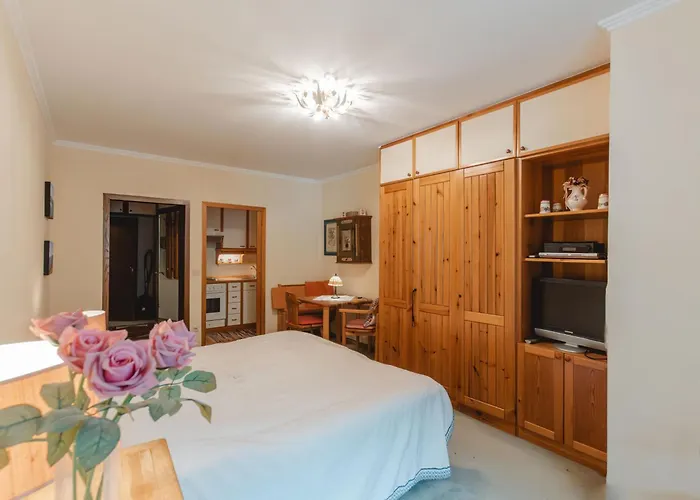 Suzie By Interhome *